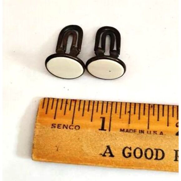 Vintage 40s 50s White Enamel Brass Cufflinks - Picture 2 of 3